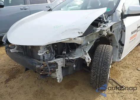 2016 Toyota Corolla Le from USA, damaged, VIN 2T1BURHE5GC499976